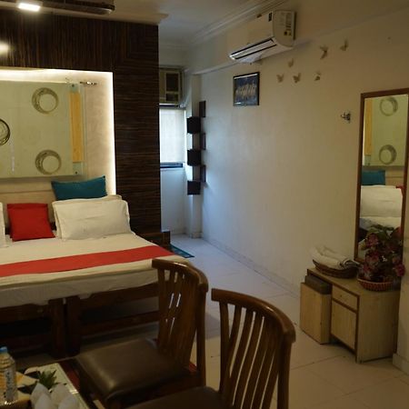 Hotel Krishna アーメダバード エクステリア 写真