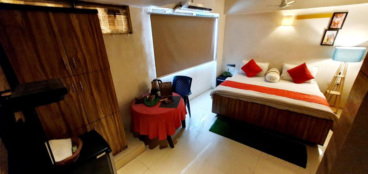 Hotel Krishna アーメダバード エクステリア 写真